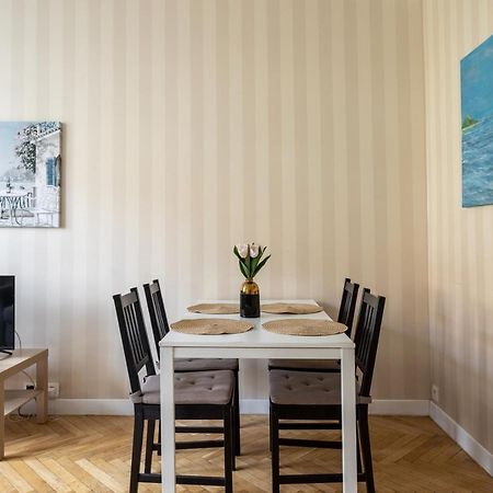 Golden Apartments Warsaw- 3 Separate Rooms - Best Location&Nowy Swiat Exteriör bild