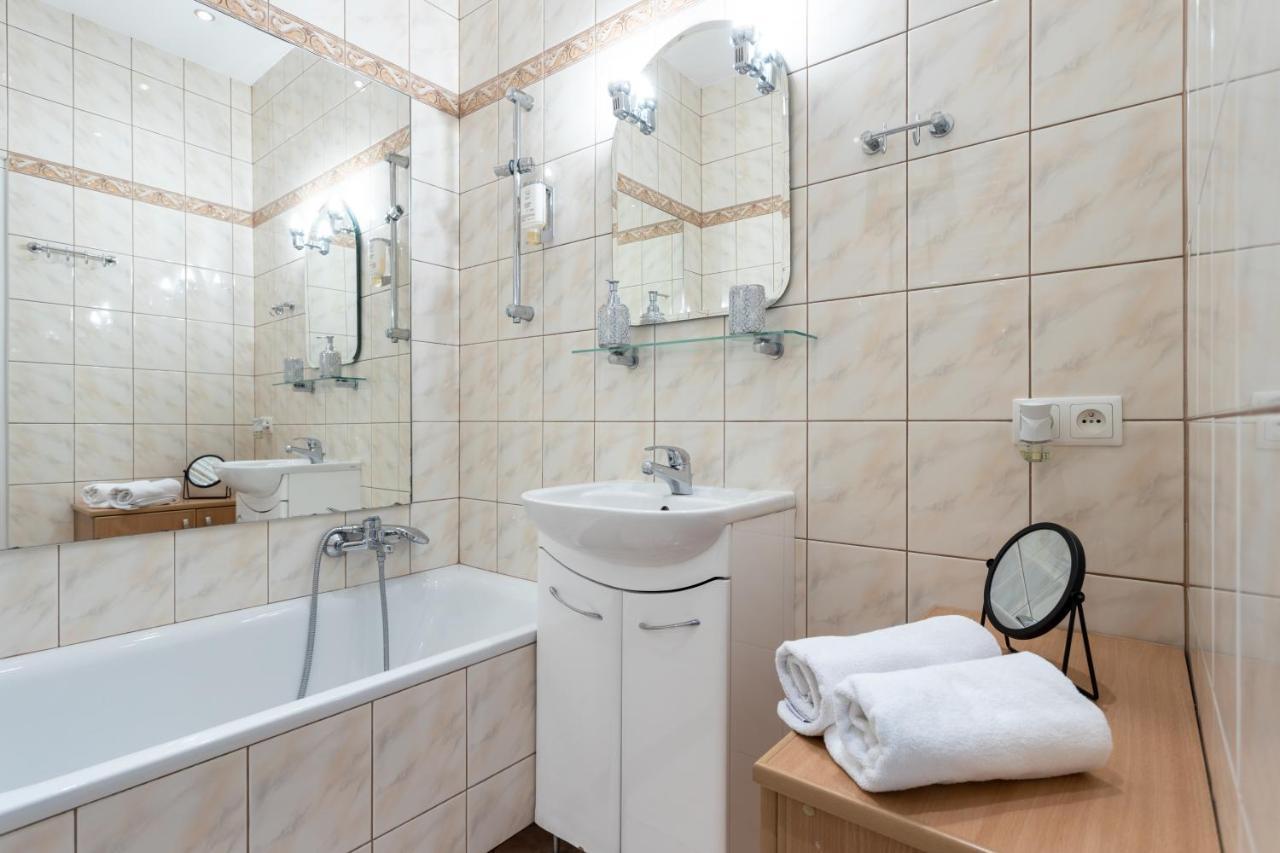 Golden Apartments Warsaw- 3 Separate Rooms - Best Location&Nowy Swiat Exteriör bild